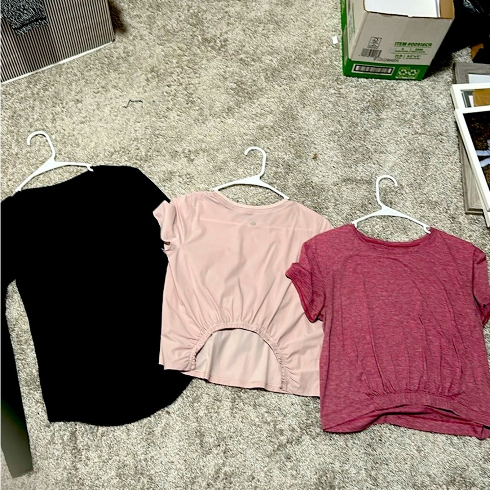 Lululemon bundle size 6’s